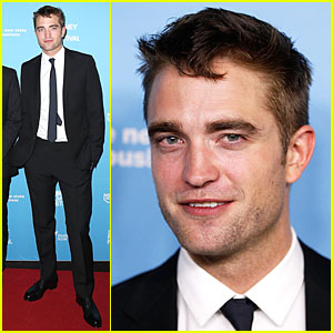 Robert Pattinson Looks Super Handsome at 'Rover' Sydney Premiere!