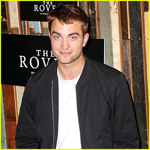 Robert Pattinson Attends 'The Rover' Photo Call in Sydney