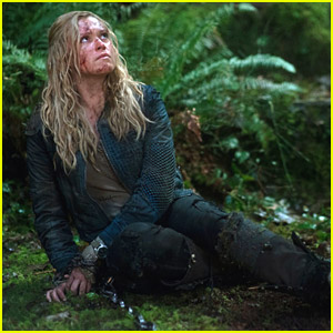 Eliza Taylor Is Still Captive on 'The 100's Two-Part Season Finale