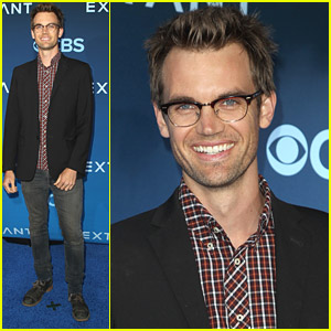 Tyler Hilton Steps Out For 'Extant' Premiere