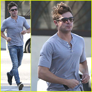 Zac Efron Honors Special Man on Father's Day!