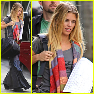 AnnaLynne McCord Starts Shooting 'Photographs' in Vancouver