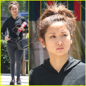 Brenda Song Gets a Workout in Before the Holiday Weekend!