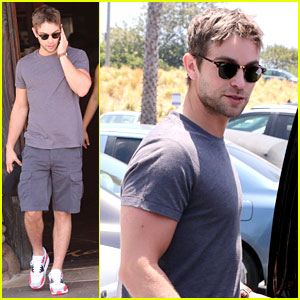 Chace Crawford Starts His Fourth of July at Lunch with Friends!