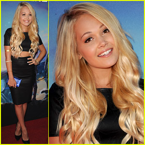Kelli Berglund Debuts Blonde Hair at 'Guardians of the Galaxy' Premiere - See Her New Hair!