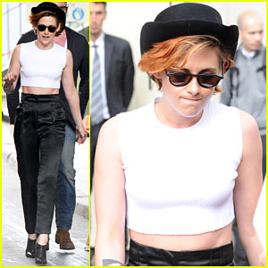 Kristen Stewart Keeps Her New Short Haircut Covered with a Hat!