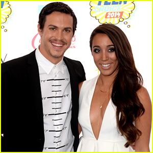Alex & Sierra are One Hot Couple at Teen Choice Awards 2014