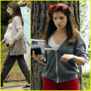 Anna Kendrick Rocks a Fake Baby Bump on Set for 'The Hollars'!