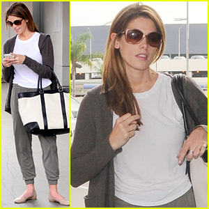 Ashley Greene Returns to L.A. After Reuniting with Nikki Reed in NYC