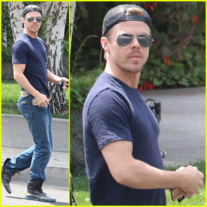 Derek Hough Teams Up with BFF Mark Ballas for New HGTV Show!