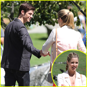 Emily Bett Rickards Visits STAR Labs With Grant Gustin [Flash/Arrow Crossover Pics!]