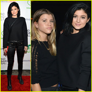 Kylie & Kendall Jenner Shop with BFF Sofia Richie in Calabasas