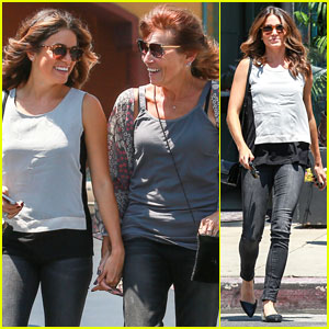 Nikki Reed & Her Mom Head to the Nail Salon!