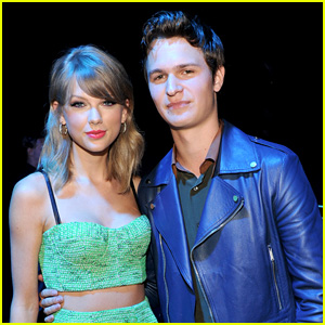 Taylor Swift & Ansel Elgort Hang Out Backstage at Teen Choice Awards 2014!