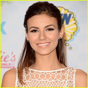 Victoria Justice Responds to Alleged Nude Photo Leak: They're Not Real!