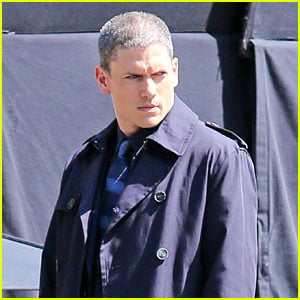 Wentworth Miller Sports Grey Hair for 'The Flash'