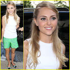 AnnaSophia Robb Reveals Why One of Her Passions is Learning About Nutrition!