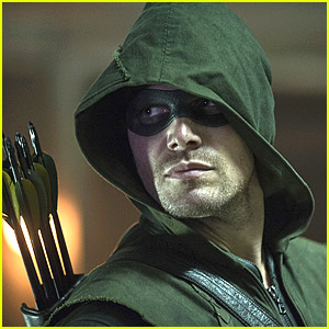 Check Out New Stills From 'Arrow's New Season!