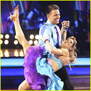 Jonathan Bennett & Allison Holker Jive into Our Hearts on 'DWTS' - See the Pics!