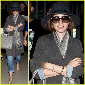 Lily Collins Returns to the States in Style!