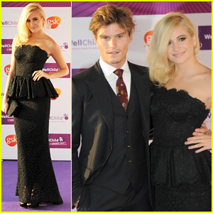 Pixie Lott Cozies Up to Boyfriend Oliver Cheshire in New 'Break Up Song' Video - Watch Now!