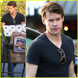Chord Overstreet Picks Up Groceries Before Dodgers Game