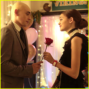 It's Homecoming On 'Red Band Society' Tonight - See The Pics!