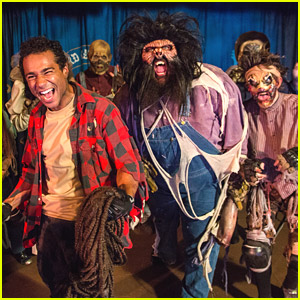 Corbin Bleu Gets His Scare On at Knott's Scary Farm