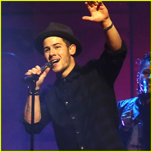 Nick Jonas Performs 'Jealous' At We Day Vancouver