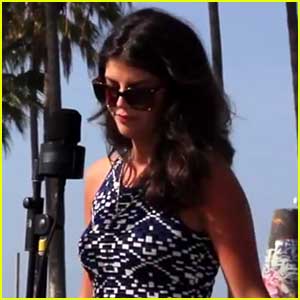 Nikki Yanofsky Performs The Best Beatles Cover Ever - Watch Her Video Here!