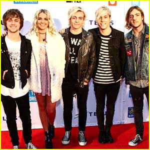 R5 Rocks Out We Day 2014 in Toronto