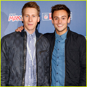 Tom Daley & Dustin Lance Black Watch the NFL Game in London!