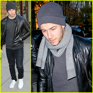 What Will Nick Jonas Get Girlfriend Olivia Culpo For Christmas This Year?