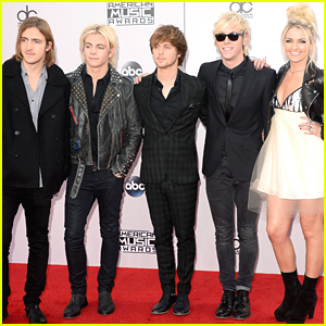 R5 Keeps Us Smiling At The American Music Awards 2014