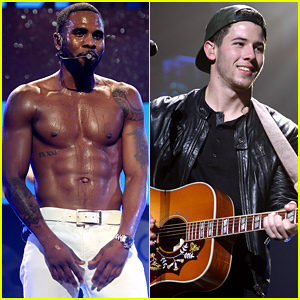 Jason Derulo Gave the Audience a Show with His Shirtless & Sweaty Abs at Jingle Ball!
