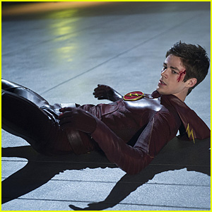 'The Flash' Comes Face-to-Face with Reverse Flash on Tonight's Mid-Season Finale
