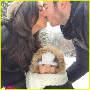 Danielle Jonas Posts The Most Adorable Family Photo Ever - See It Here!