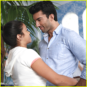 A Hurricane Is The Least of Jane's Worries In New 'Jane The Virgin' Tonight