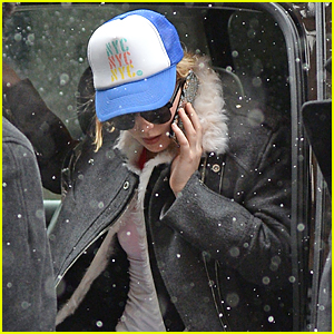 Jennifer Lawrence Spends Time in NYC, One Day Ahead of People's Choice Awards