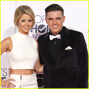 Jesse McCartney Reps 'Young & Hungry' At People's Choice Awards 2015