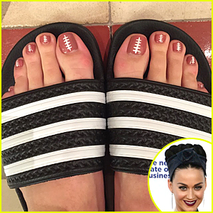 Katy Perry Reveals Small Part of Super Bowl 2015 Halftime Look