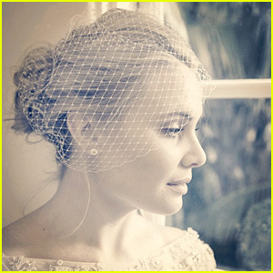 Leah Pipes is a Gorgeous Bride in Her Newly-Released Wedding Photos!