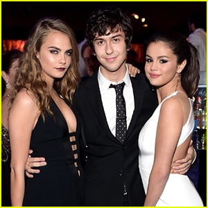 Nat Wolff Parties with 'Paper Towns' Co-Star Cara Delevingne After Golden Globes 2015!