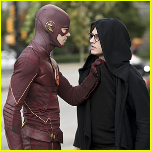 Piped Piper Comes to Central City on Tonight's 'The Flash' - See the Stills!