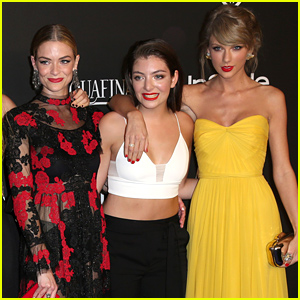 Taylor Swift & Her Besties Party at InStyle's Golden Globes 2015 After Party!