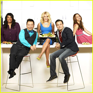 'Young & Hungry' Season Two Premieres March 25th!
