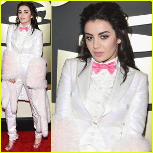 Charli XCX Dons Pink Bow Tie to Grammys 2015!