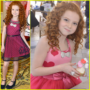 Francesca Capaldi Hangs Out with Snoopy at Valentine's Day Party