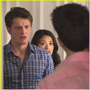 Things Are Going From Crazy To Crazier On 'Jane The Virgin' Tonight