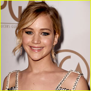 Jennifer Lawrence Bravely Poses Nude with a Huge Boa Constrictor!